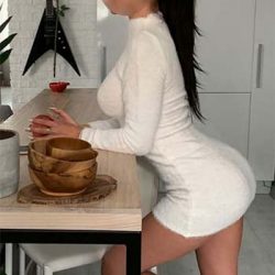 Otele Gelen Yuvarlak Kalçalı Escort Aydan