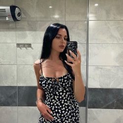 Çayyolu escort Aslı çok ateşli